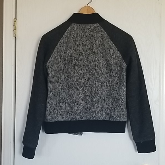 Like New wool Levi's Bomber - Picture 2 of 4